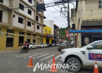Imagem Da Semana: Instalação do semáforo no cruzamento da rua São Francisco com a Av. José Mol, traz segurança e mostra evolução no trânsito 
