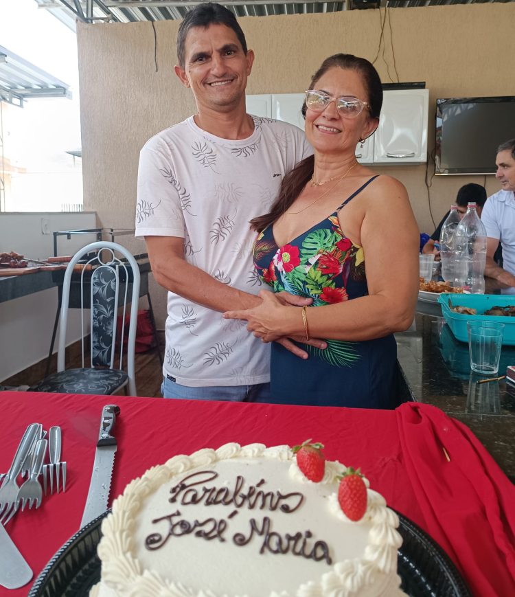 Parabéns desta segunda-feira, (9),  para José Maria Ferrim que comemorou junto com a família, amigos  e a mamãe mais um ano de vida  
