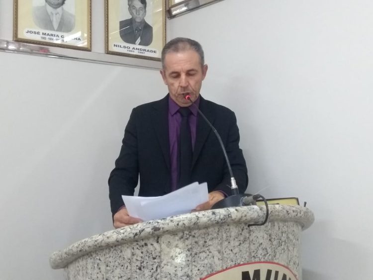Vereador Hudson Said reivindica  uma nova arquibancada  e placar eletrônico para o Estádio Municipal e a  construção de rampas  de  acesso para  cadeirantes   em Mantena