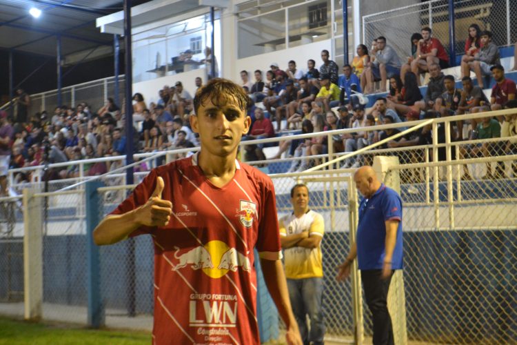 Vaga assegurada nas finais: Bragantino passa por cima do Barcelona nos aspirantes e Vila Nova  goleia  Santa Rita nos titulares, veja os destaques