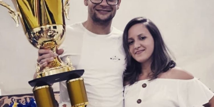A  superação e a  volta por cima do zagueiro Ricardo  Guerra , campeão invicto da Taça Cidade  pelo Vila Nova de  Mantena 