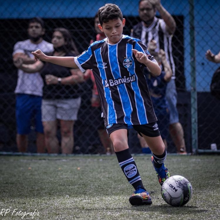Conheça Luca Sena o craque mirim mantenense que surge com grande potencial para o futebol brasileiro