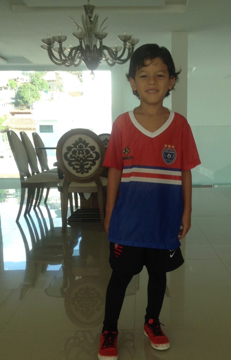 Conheça Luca Sena o craque mirim mantenense que surge com grande potencial para o futebol brasileiro