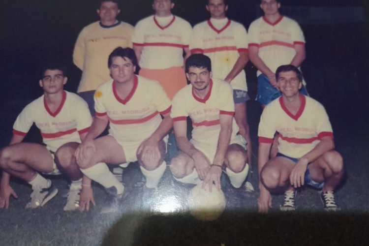 Parabéns para Tião da New Color que comemorou  60 anos nesta segunda-feira, (18), em Mantena 