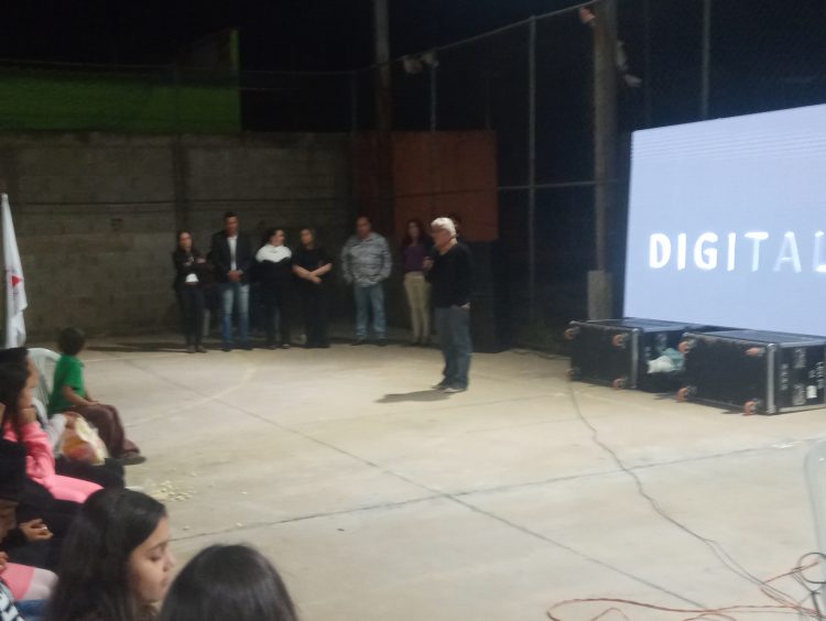 Nova Belém dá exemplo de cidadania e valorização da cultura e da história na exibição do filme Contestado – A Guerra sem Tiros