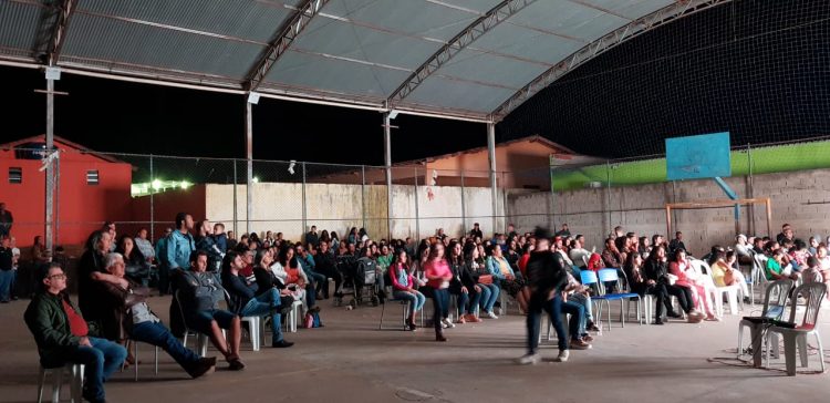 Nova Belém dá exemplo de cidadania e valorização da cultura e da história na exibição do filme Contestado – A Guerra sem Tiros