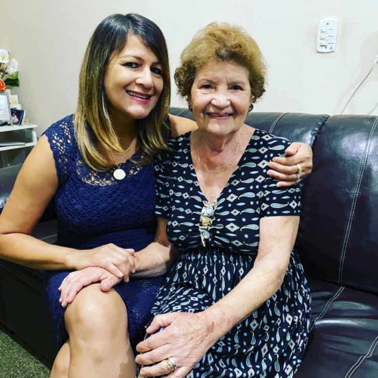 Brasileiros que moram nos EUA  podem  eleger  Urbano Santos,  ex- imigrante como Deputado Federal por Minas Gerais, candidato fez campanha em  Mantena  