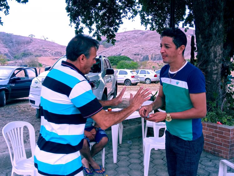 Parabéns! Ademir Cunhado comemora 60 anos com amigos e familiares na Estância Capixaba em São João do Manteninha, MG