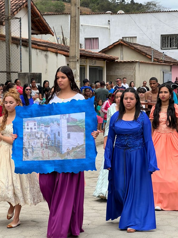 Nova Belém comemora 200 anos da Independência do Brasil e 60 anos da Escola Estadual Dioguina Augusta Santana
