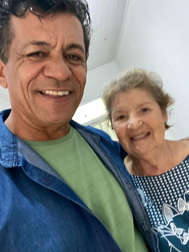 Brasileiros que moram nos EUA  podem  eleger  Urbano Santos,  ex- imigrante como Deputado Federal por Minas Gerais, candidato fez campanha em  Mantena  