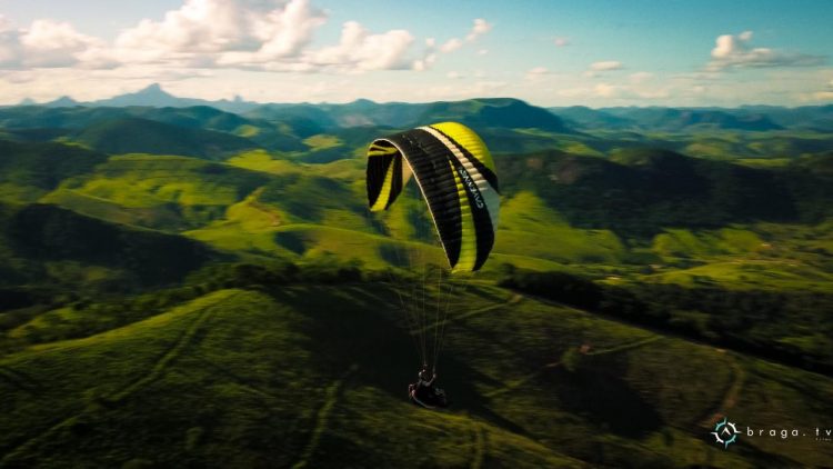 Turismo: Prefeito João Rufino atende  esporte radical do voo livre e constrói um deck  na  torre da  Rampa Corujinha em Mantena 