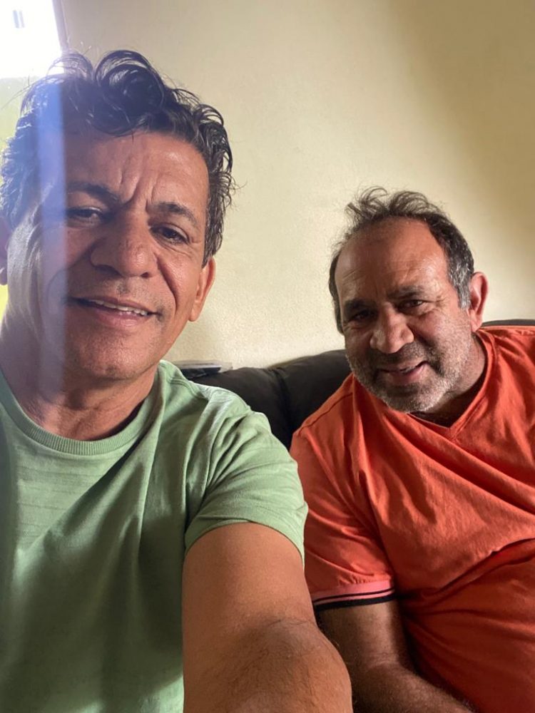 Brasileiros que moram nos EUA  podem  eleger  Urbano Santos,  ex- imigrante como Deputado Federal por Minas Gerais, candidato fez campanha em  Mantena  