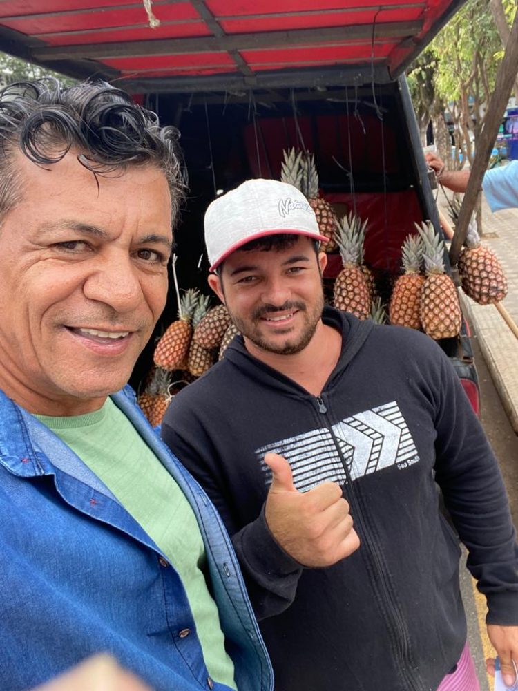 Brasileiros que moram nos EUA  podem  eleger  Urbano Santos,  ex- imigrante como Deputado Federal por Minas Gerais, candidato fez campanha em  Mantena  