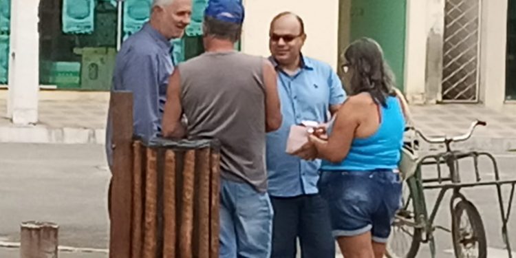 Candidato a Deputado Federal  Professor Wanderley  cumpre AGENDA em São João do Manteninha, Leste de Minas  