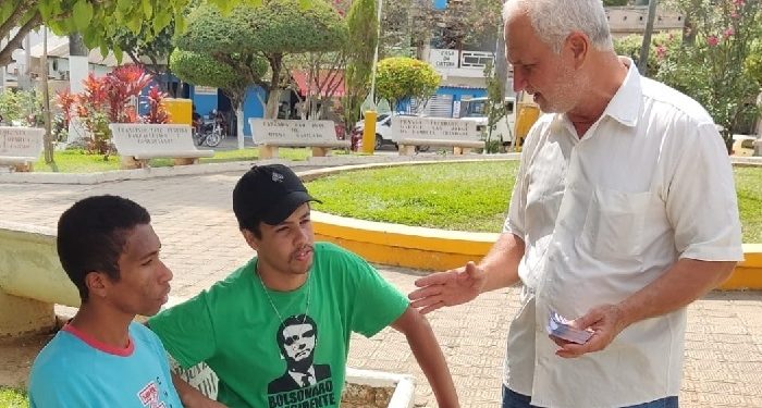 Candidato a Deputado Federal Professor Wanderley cumpre AGENDA em Central de Minas