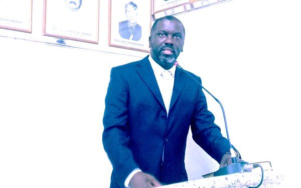 Projeto que beneficia  pessoas portadoras de Autismo de autoria do  vereador Wanderson Branca de Neve  é aprovado por unanimidade no legislativo 