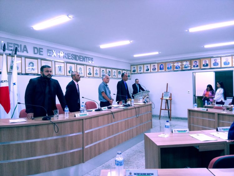 Wanderson Branca de Neve é o novo Presidente da Câmara Municipal de Mantena biênio 23/24, vereador Genivaldo Assis disse NÃO