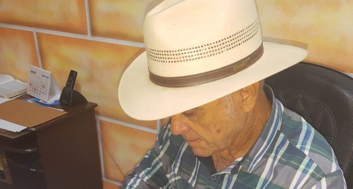 Prefeito João Rufino deve escolher  novo nome para o esporte em 2023, secretário Alcides Guerra  entrega o cargo em Mantena 