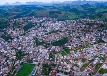 Vizinha Barra de São Francisco recebe alerta de risco de tempestade que também preocupa  Mantena na divisa MG/ES