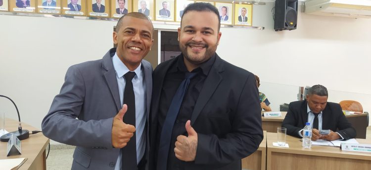 Sargento Ricardo Adriano Firmino escreve o seu nome na história e tem foto entronizada na galeria de Presidentes da Câmara Municipal de Mantena