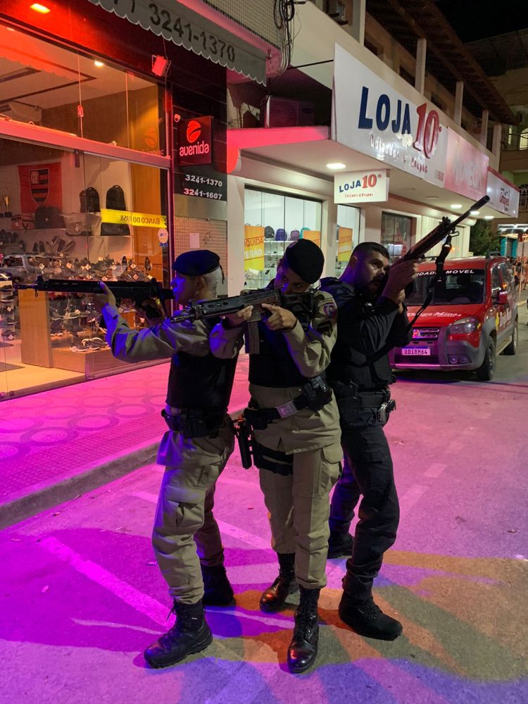Polícia Militar realiza  em Mantena  treinamento  em incidentes decorrentes de ataques a instituições financeiras 