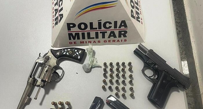 Polícia Militar prende homem  por porte ilegal  com duas armas e bucha de maconha em Mantena 