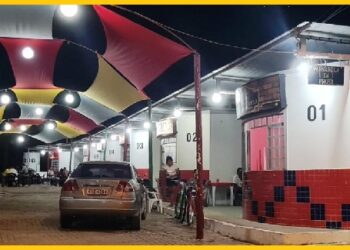 Passarela da Prosa, o point da juventude, ganha ornamentação especial para o 10º Itabirinha em Festa 2023