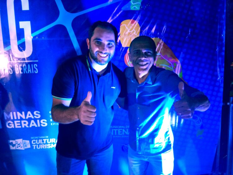  Prefeito de Itabirinha Dr. Lucas Donadia  fala da   importância do esporte  na  Abertura oficial dos Jogos Escolares de Minas Gerais (JEMG)  2023 em Mantena 