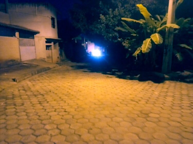 Vereador Hudson Said pede colocação de poste com luminária na Rua Crisântemo no Bairro Boa Esperança em Mantena