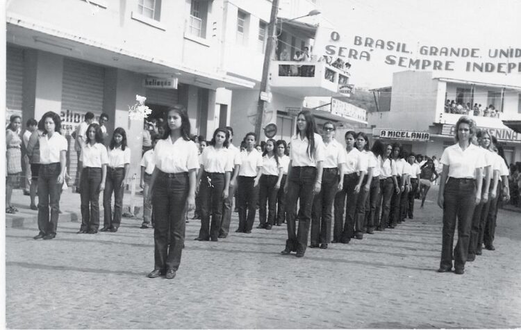 Tudo Pronto! Com atrações  diversas começa nesta quinta-feira, (08), a Festa comemorativa  dos  80 anos de Mantena, a querida  “Terra Boa”, veja fotos que marcaram…
