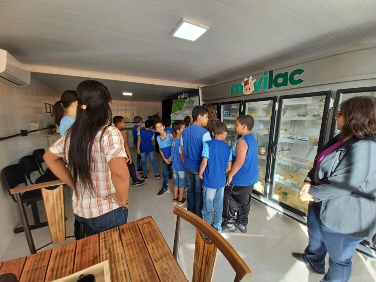 Exclusivo: MAVILAC chega nas prateleiras de estabelecimentos comerciais da Terra Boa e no coração dos mantenenses