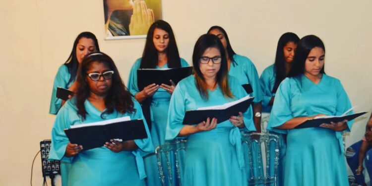 7º Aniversário  da  Igreja Incendiando as Nações foi  comemorado  com Palavra,   Louvor e  Adoração ao Deus Todo Poderoso  em Mantena 