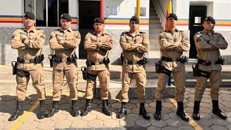 Semana de homenagens aos antigos, ao Militar Destaque e da chegada de novos soldados integrantes da 18ª Cia PM Independente de Mantena 