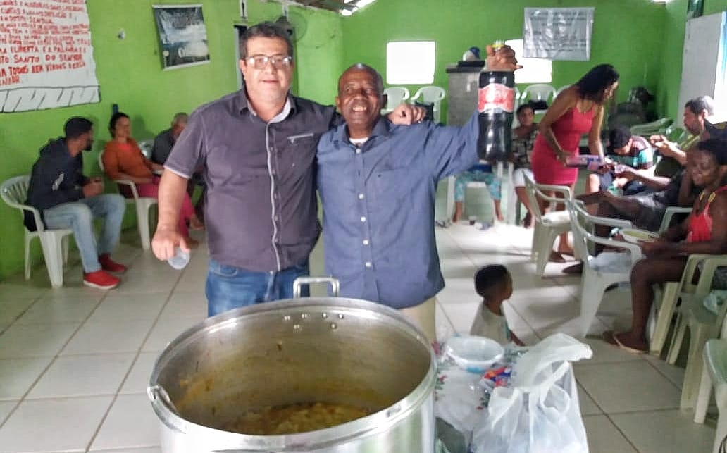 Projeto “sopão Da Esperança” Que Fornece Alimentação Aos Necessitados Teve Continuação Nesta 1726