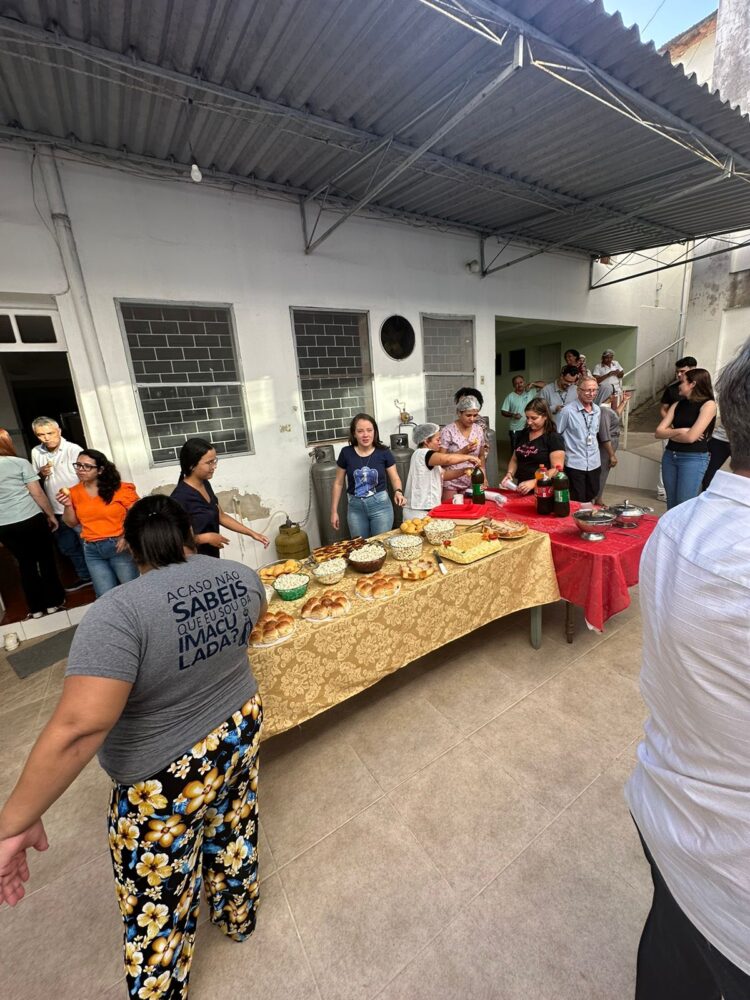 Estagiários de Medicina  tem  despedida com homenagem do Hospital São Vicente de Paulo de Mantena 