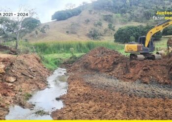 Prefeitura de Itabirinha inicia a construção da “Ponte do Amadeu” no Córrego Rico, a  19ª ponte edificada na atual administração 