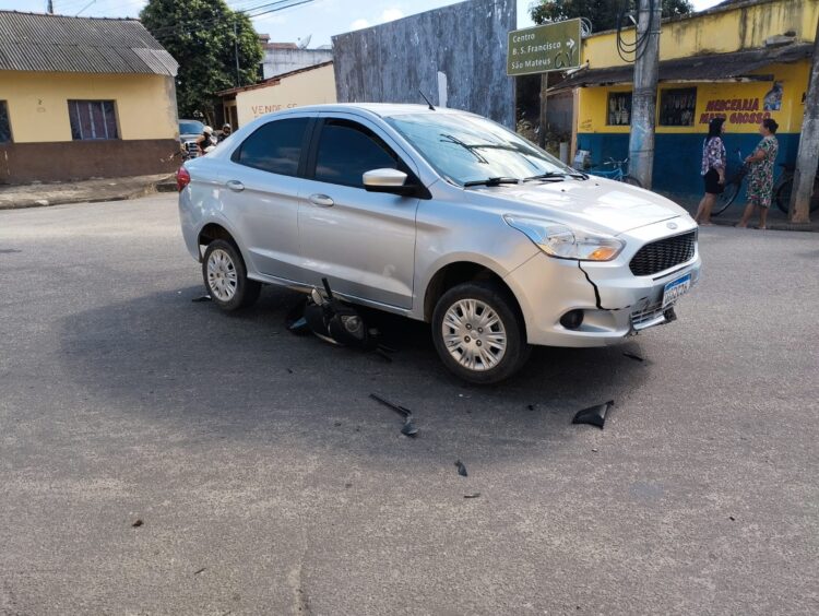 Imagem Do Dia: Acidente de trânsito com vítima nesta terça, (24), na Rua Manoel Laurindo, Vila Nova em Mantena