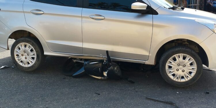 Imagem Do Dia: Acidente de trânsito com vítima nesta terça, (24), na Rua Manoel Laurindo, Vila Nova em Mantena