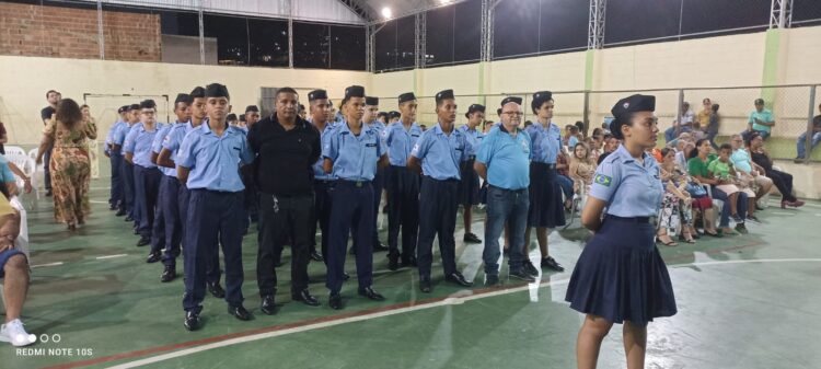 Tradição Mantida, noite de muita emoção na formatura da 9ª Turma de alunos da Guarda Mirim de Mantena