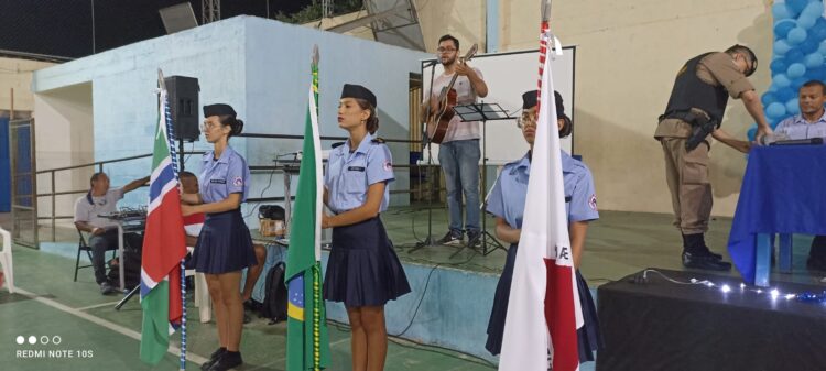 Tradição Mantida, noite de muita emoção na formatura da 9ª Turma de alunos da Guarda Mirim de Mantena