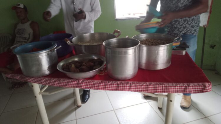 Obrigado Deus! Palavra pregada, oração e agradecimentos  no último Sopão da Esperança do ano  2023 em Mantena, veja vídeos e fotos