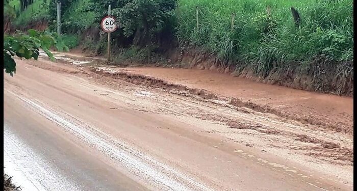 Imagem Do Dia: Veja como fica o  trecho da BR Mantena x Barra de São Francisco-ES depois da tentativa  fracassada em  fazer o Polo Industrial em Mantena 
