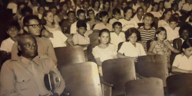 Nossas ilusões e nossos sonhos vividos no Cine Teatro Império são hoje os nossos melhores flashbacks , Por Neto Mendes