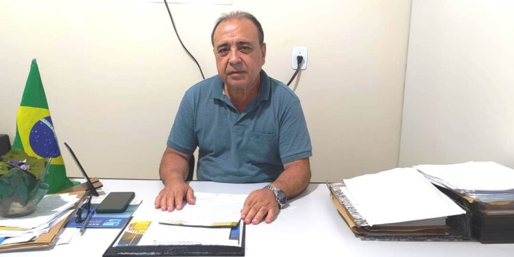 Secretário de Meio Ambiente  Luiz Garcia prepara para pedir afastamento da Prefeitura  e pula do barco que ajudou a remar por 7 anos  em Mantena 
