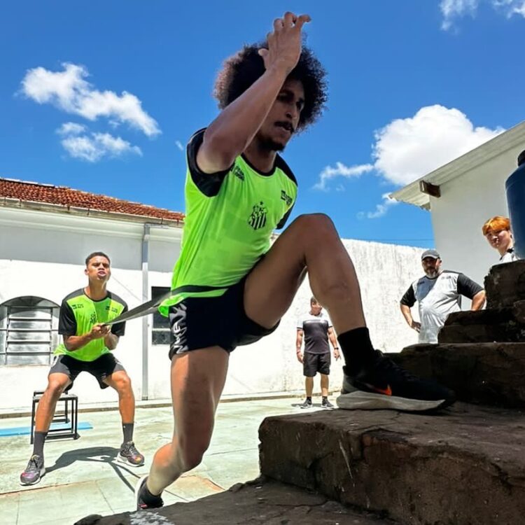 É campeão! Brilhou a estrela do mantenense Matheus Bidick, veja o golaço na decisão do Campeonato  Sul Mato-Grossense de Futebol Profissional 2024
