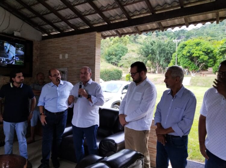 Recapeamento asfáltico no trecho Itabirinha X Mendes Pimentel movimenta politica regional, Dr. Lucas liderança em evidência no Leste de Minas