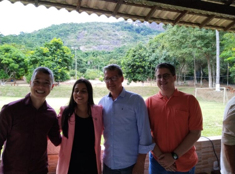 Recapeamento asfáltico no trecho Itabirinha X Mendes Pimentel movimenta politica regional, Dr. Lucas liderança em evidência no Leste de Minas