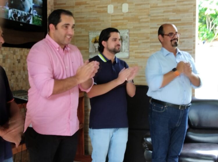 Recapeamento asfáltico no trecho Itabirinha X Mendes Pimentel movimenta politica regional, Dr. Lucas liderança em evidência no Leste de Minas