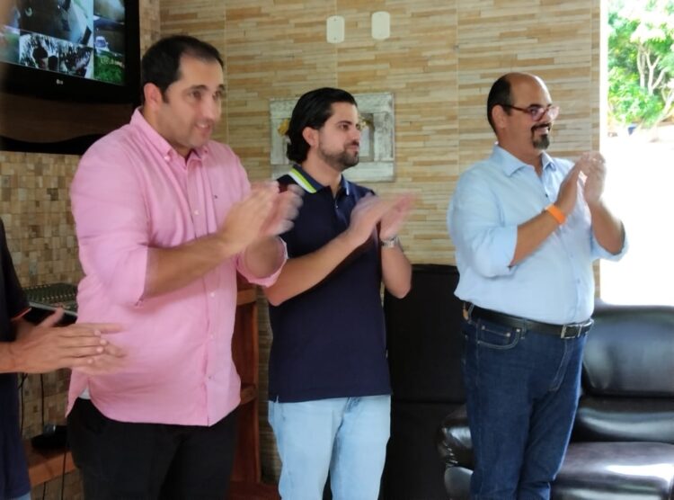 Recapeamento asfáltico no trecho Itabirinha X Mendes Pimentel movimenta politica regional, Dr. Lucas liderança em evidência no Leste de Minas