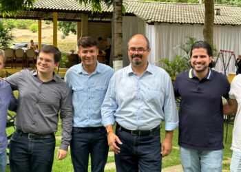 Em visita  ao Leste de Minas  Vice-Governador Mateus Simões e Comitiva são recebidos pelo Prefeito Dr. Lucas de Itabirinha, presença do Deputado José Lavíola e do empresário Rony Markem de Mantena